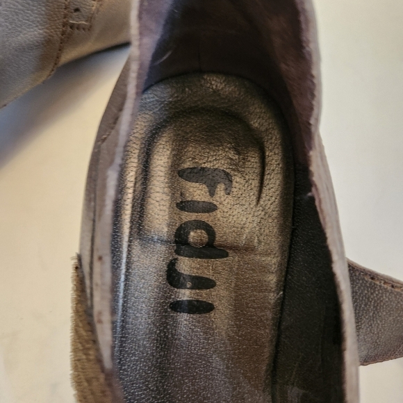 EUC FIDJI LEATHER MARY JANES TAUPE/BROWN SIZE 37 - Picture 9 of 10